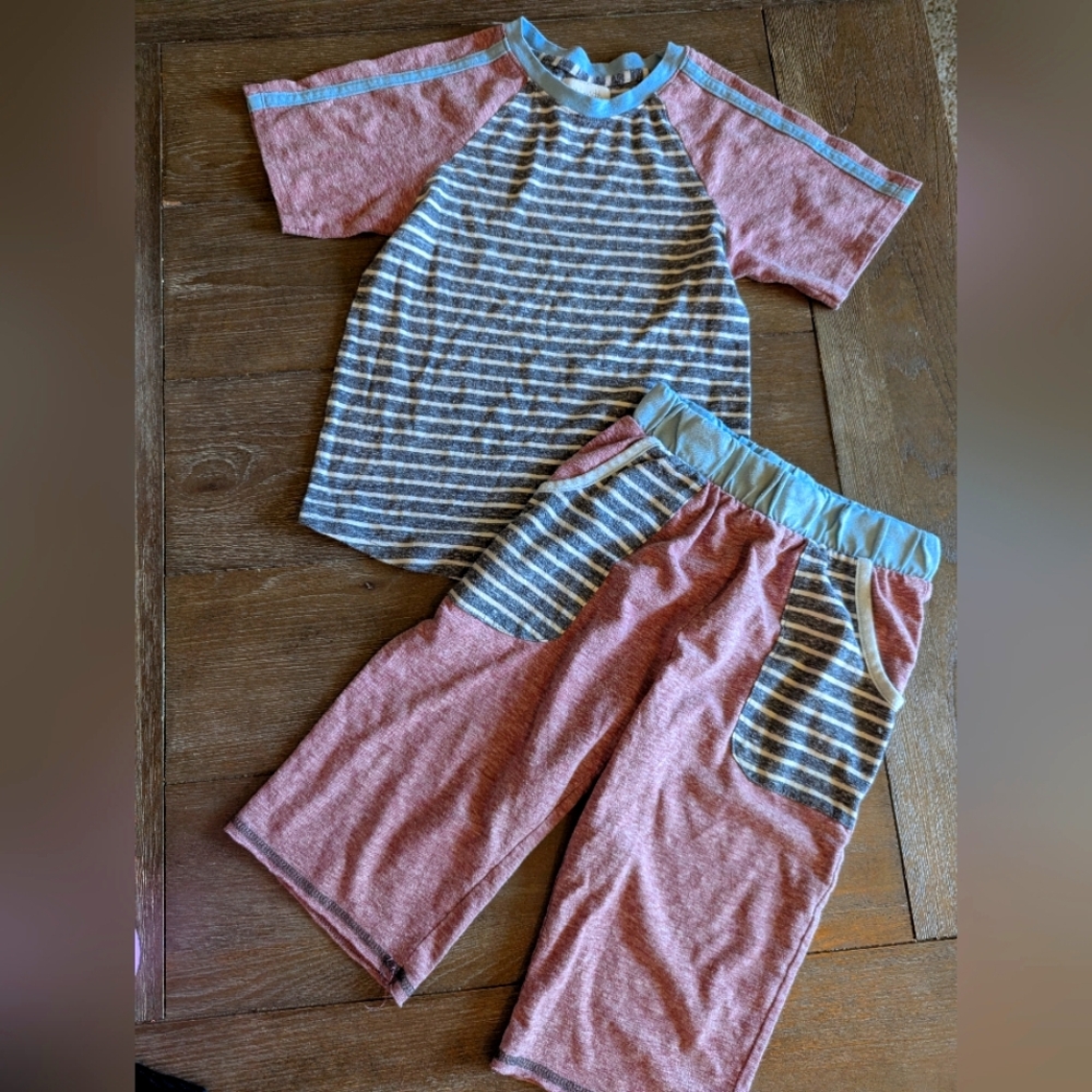 Miki Miette Long Shorts And T Shirt Size 7
